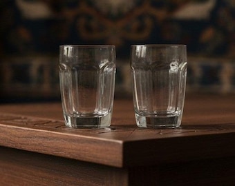 Set di 2 bicchieri da succo trasparenti Vintage Libbey Chivalry 2488 da 177 ml (6 oz) con superficie testurizzata, diametro 9,5 cm (3,75").