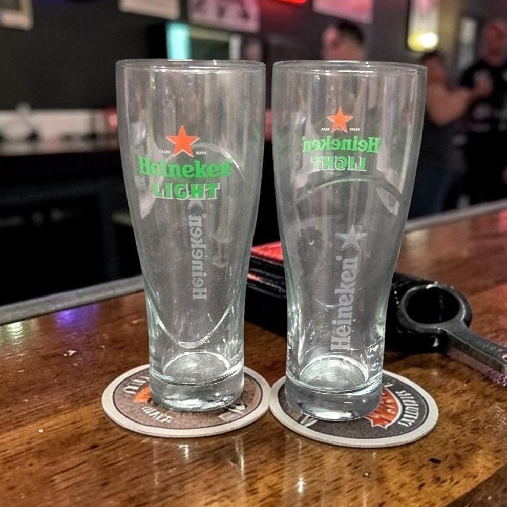 ハイネケンライトビールグラス、2個セット、ヴィンテージ風レッド
