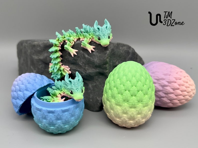 Dragón Luna Bebé con Huevo, Dragón Luna Bebé impreso en 3D posable con ojos pintados a mano Variation 1 (12,5cm)