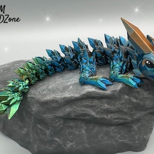 Baby Kristall Drache, beweglicher 3d gedruckter Drache mit handbemalten Augen