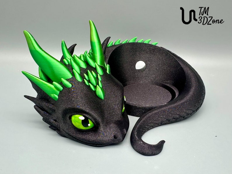 Baby Dragon Stand with Hand-Painted Eyes Compatible with Apple HomePod mini and Amazon Echo Dot Gen.5 Spezialanfertigung