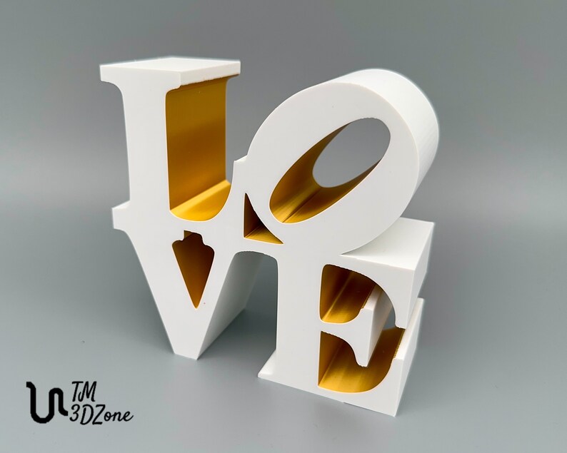 Sculpture LOVE, inspirée par Robert Indiana Weiß,Gold