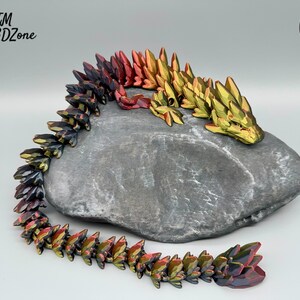 Drago di pietre preziose, drago stampato in 3D