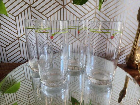 Vintage Strawberry Sundae (Corelle) by Corning Water Tumblers 14oz