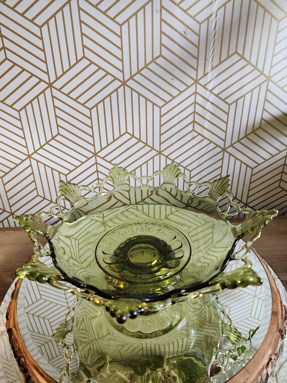 Westmoreland Olive Green Ring and Petal Open Lace Glass 11" Fruit Bowl