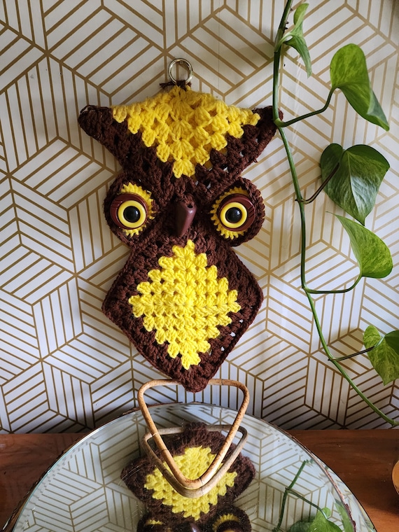 Vintage Chrocheted Owl Hand Towel Holder