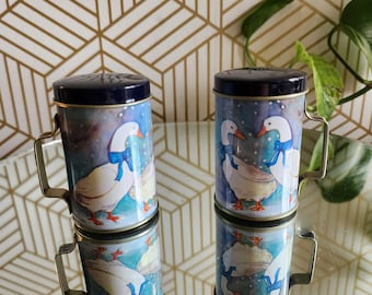 Vintage 90s Geese Salt & Pepper Shakers - Tin Metal Winter Ducks Geese w Cintas Azules