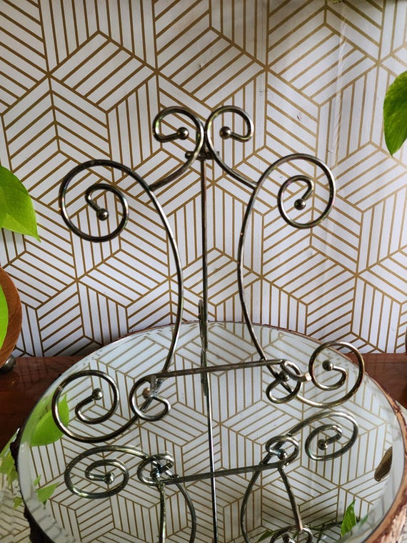 Vintage Brass Scroll Metal Tabletop Easel