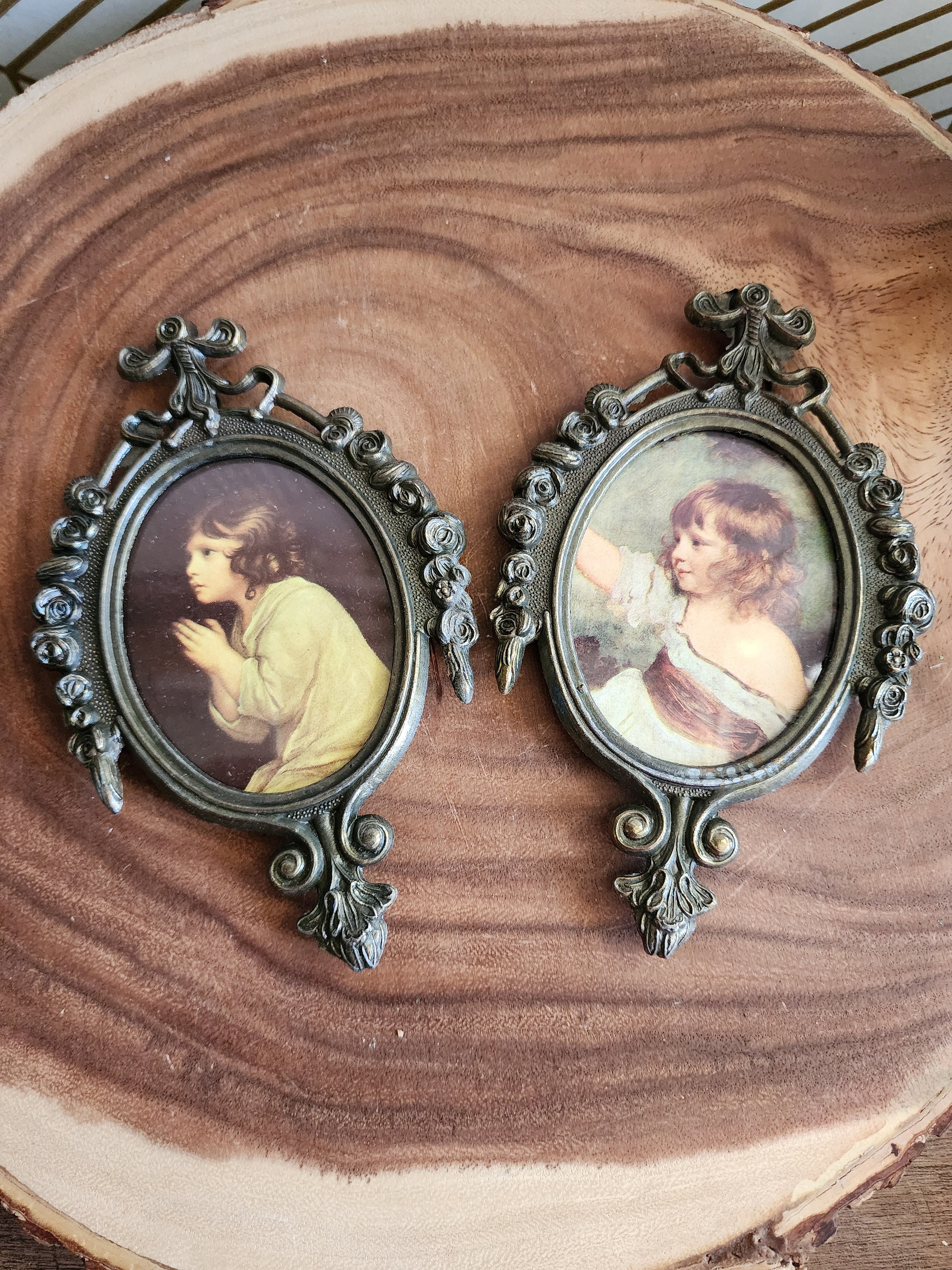 Small Vintage Ornate Brass Oval Framed Collection Made in Italy - Etsy