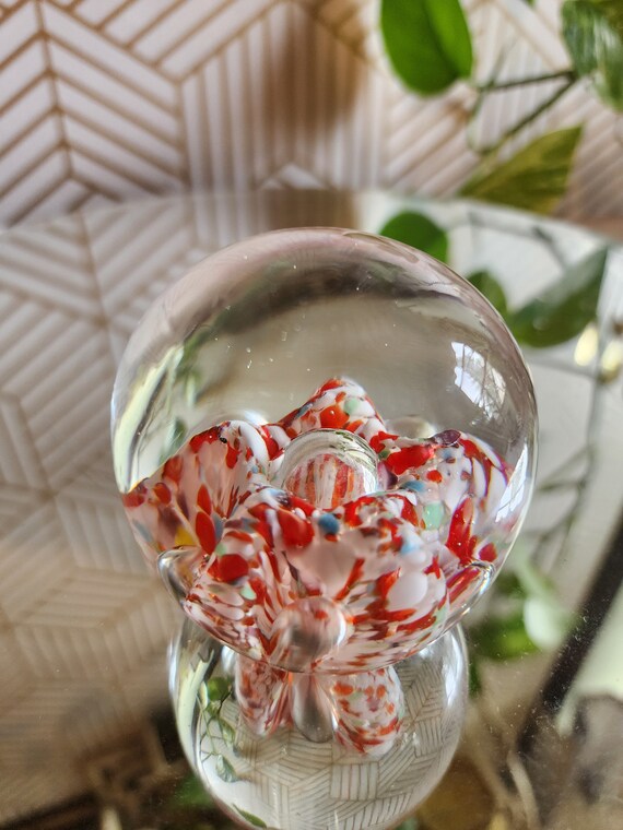 Vintage Handblown Norcrest Red Multicolored Glass Paperweight - Controlled Bubbles
