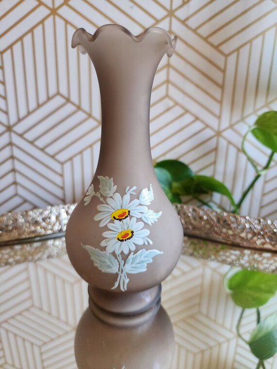 Westmoreland Chocolate Satin 6" Glass Bud Vase Hand Painted Daisy Design