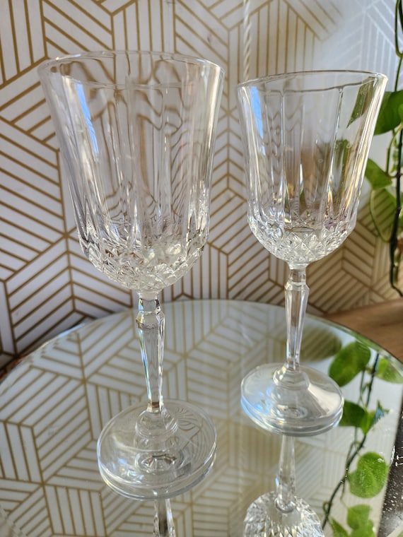 Pair of Cristal D’Arques Lonhchamp Lead Crystal Wine Glasses