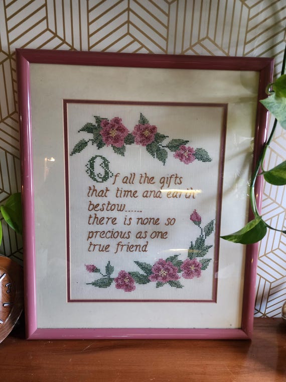 Vintage Embroidered Framed Friend Quote Wall Cross Stitch/Inspirational Wall Hanging