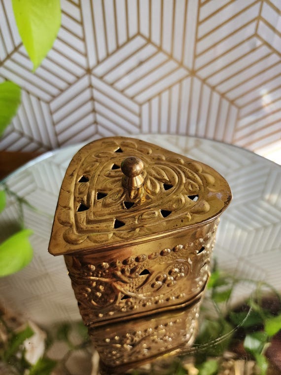 Vintage Brass Embossed and Perforated Heart Shaped Box | Trinket Box | Jewelry Box | Potpourri Box