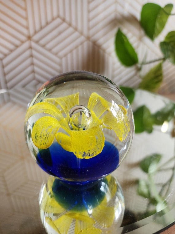 Vintage Handblown Blue and Yellow Flower Glass Paperweight - Controlled Bubbles