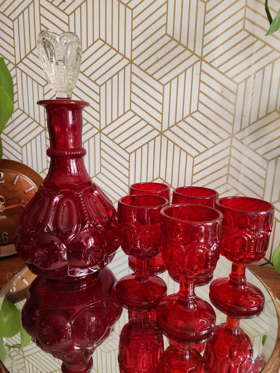 Vintage LE Smith Moon and Stars Red Decanter with 5 Cordial Stemmed Wine Glasses