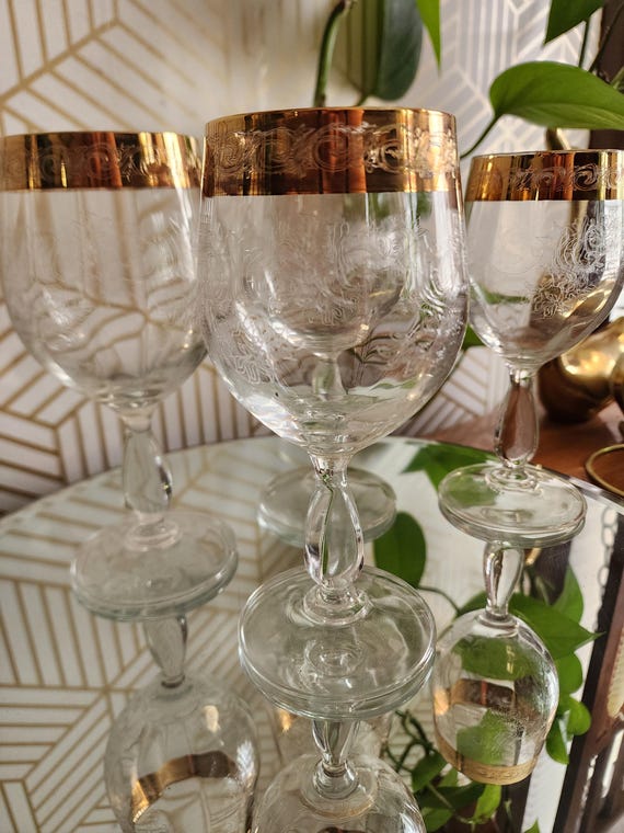 Vintage Elegant Gold Rimmed and Etched Cristaldekor Wine Glasses Set Of 4 - Made In Italy