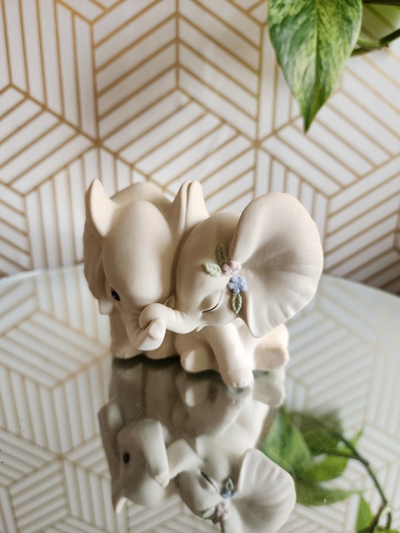 Vintage Homco 1993 Elephants Hugging Figurine