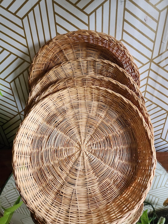 4 Vintage Wicker Rattan Plate Holders / Wall Baskets / Picnic Plate Holders / Vintage Boho