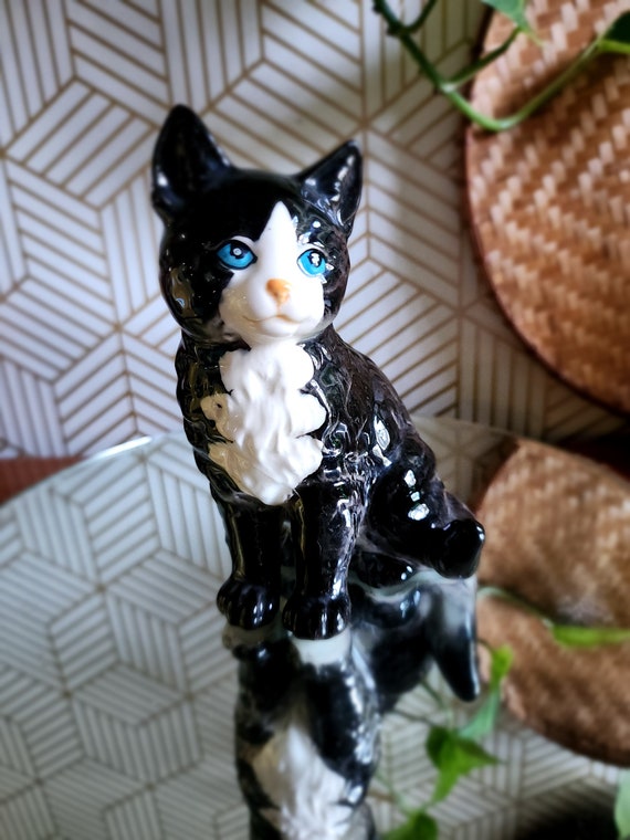 Vintage Ceramic Blue Eyed Cat Figurine - Japan - Excellent Condition