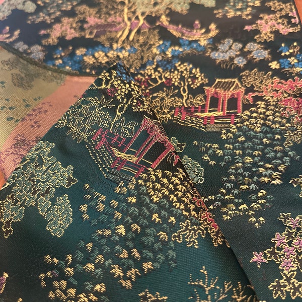 Chemin de table asiatique, en brocard de soie, décoration de table asiatique, Chinoiserie Table Runner, cadeau, by SilkyShopDesign