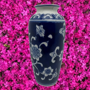 Vintage blue porcelain Asian vase