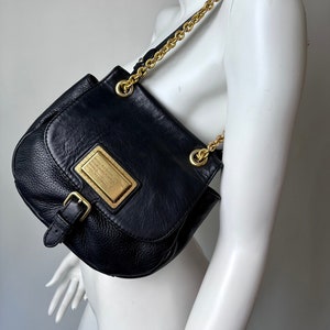 CAVAREE Vintage 90s Marc by Marc Jacobs Shoulder Bag Purse