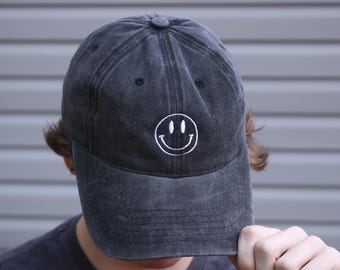 Bestickte Dad-Cap mit Smiley-Gesicht | Minimalistische Baseballkappe aus Baumwolle