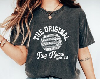 Tiny House Dwellers Funny Sardine Shirt Tin Fish Baby Coastal Aesthetic Boho Sardine Shirt Fishing Lover Fisherman Gift La Dolce Vita Summer