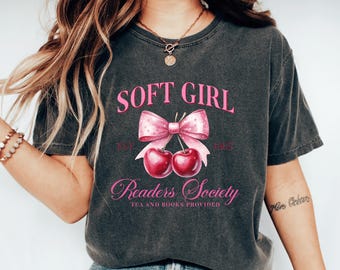 Weiches Mädchen Cherry Coquette Leser, süßes Mädchen Coquette Shirt, Vintage Cherry Ästhetik, Coquette Book Club Geschenk Tee, Pink Bow Bookish Tshirt