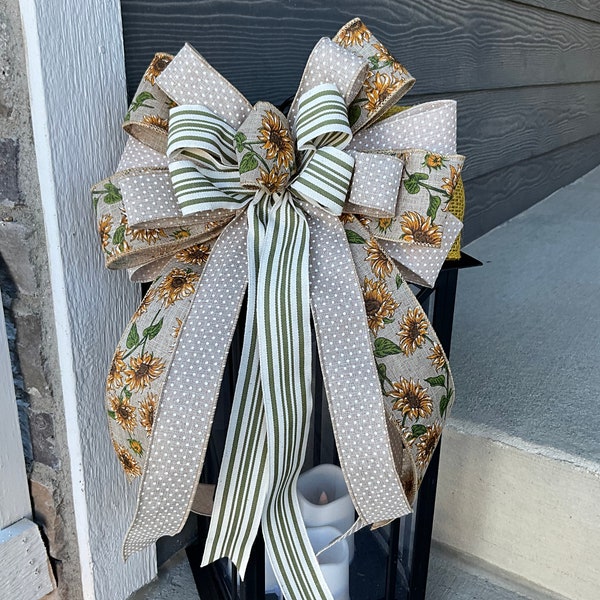 Sunflower, Beige Bow Accent. Medium Wired Ribbon Bow. For Wreath, Basket, Arrangement, Gift, Door Hanger, Lantern, Banister, Garland.