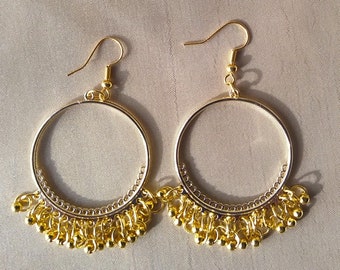 Pendientes de aro con candelabro bañados en oro de estilo romano antiguo: joyas históricas de inspiración grecorromana