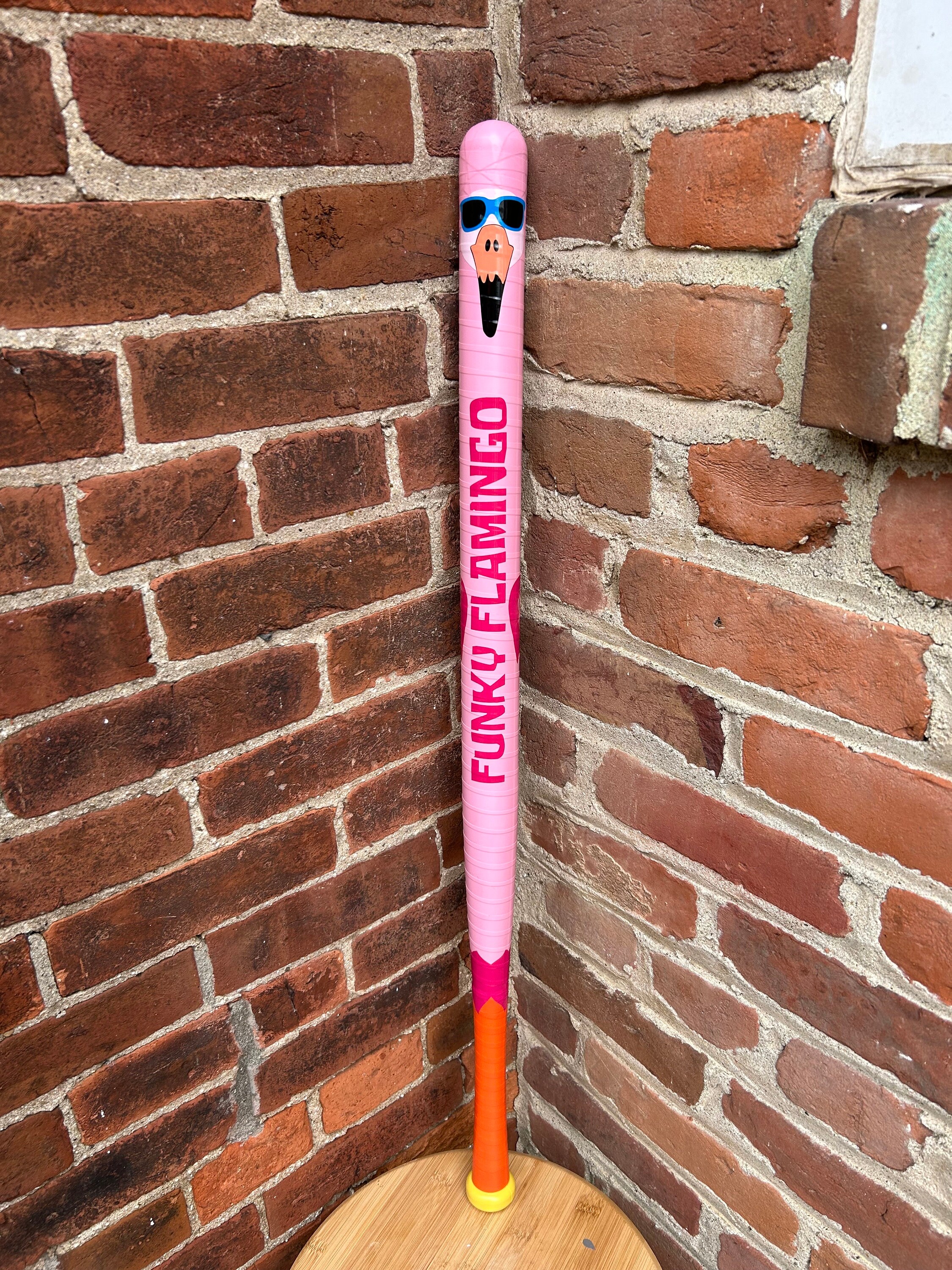 FUNKY FLAMINGO - WIFFLE Bat - Thumbnail 4