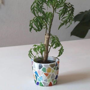 Little Handmade Mosaic Flower Pot – Colorful Tile Planter – Unique Decorative Plant Pot – Gift for Plant Lovers – One-of-a-Kind Home Decor