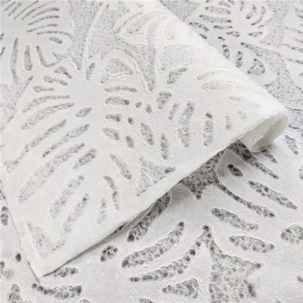 Papier Kozo Washi en dentelle fait à la main (motif Monstera) - Papier Thai Mulberry par Kozo Studio