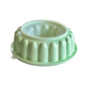 Vintage ‘70s Mint Green Tupperware Jello Bundt Mold & Storage Container