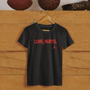 Love, Hurts. T-shirt -- Philly Football Fans, Jalen Hurts Super Bowl Champs