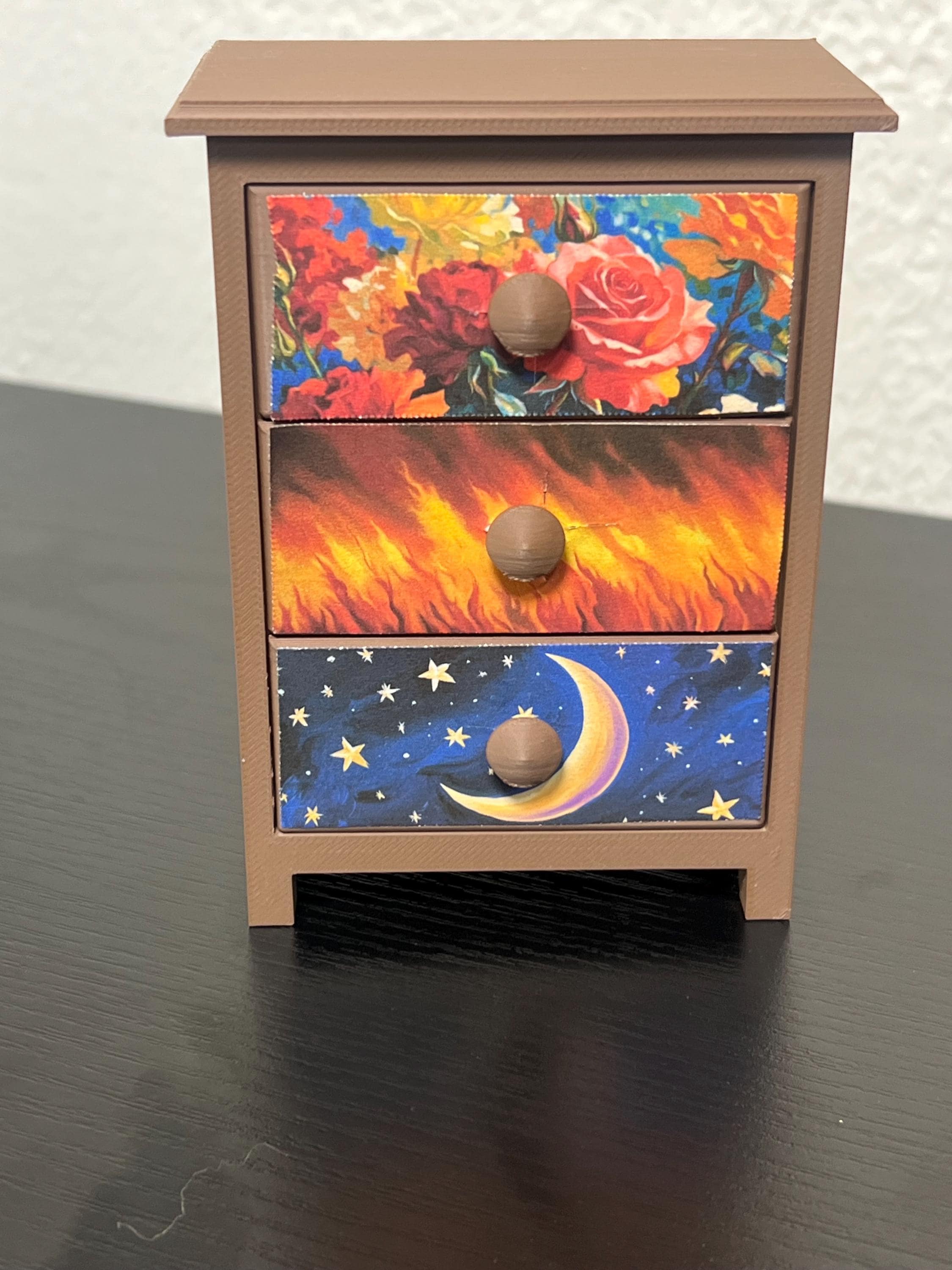 Feyre’s Dresser miniature- inspiried by ACOTAR - A Court of Thorns and Roses.