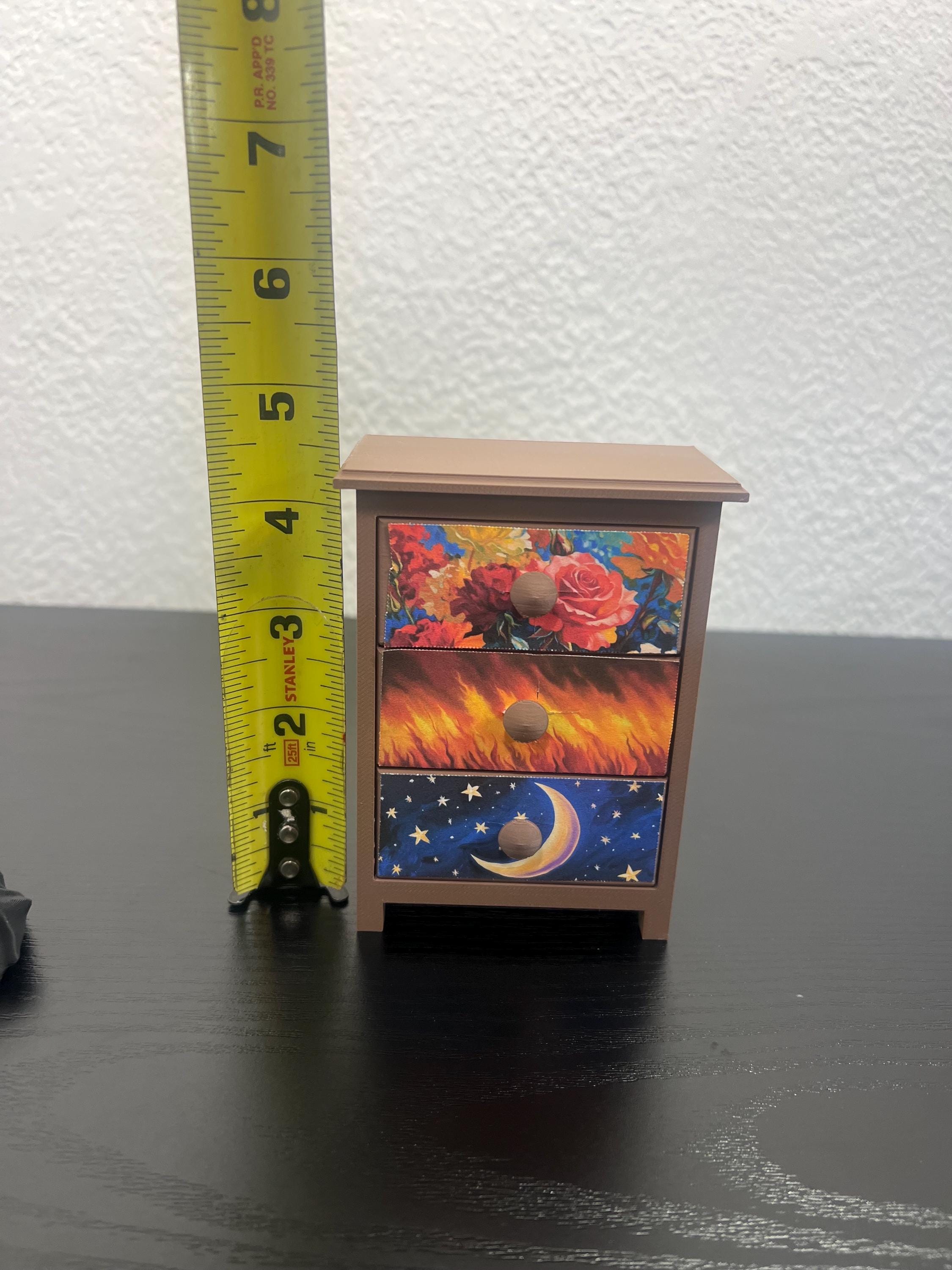 Feyre’s Dresser miniature- inspiried by ACOTAR - A Court of Thorns and Roses.
