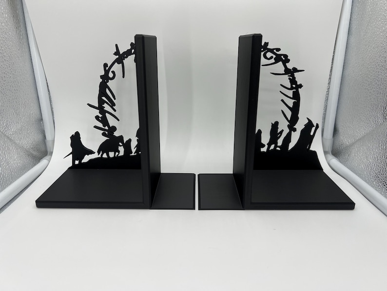 LOTR-boekensteunen, Hobbit & Fellowship-silhouet, fantasy-boekenplankdecor, LOTR-cadeau voor boekenliefhebbers afbeelding 1