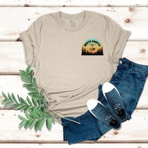 North Dakota Inspired Unisex Graphic T-shirt, Home State Shirt, North Dakota Souvenir T-shirt, ND Gift, USA Travel Shirt
