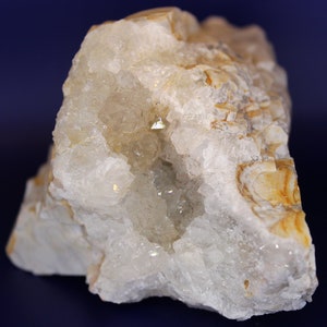 Raw Druzy Ohio Flint Geode Specimen, Druzy Quartz Crystal Decor, Natural Stone Collectible, Rough Mineral, Collectible Mineral Specimen
