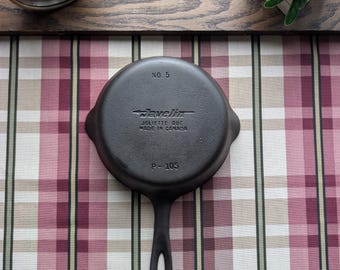 Javelin #5 Cast Iron Skillet