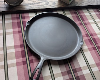 Griswold #109 Skillet Griddle