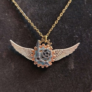 Steampunk Pendant Necklace Gears with Wings