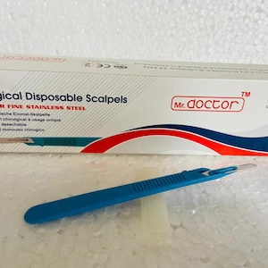 10 PCS Disposable Scalpel Blades #15 More Precision Tool Scalpel Blades with for craft designing, Clay designing, wooden designing etc.