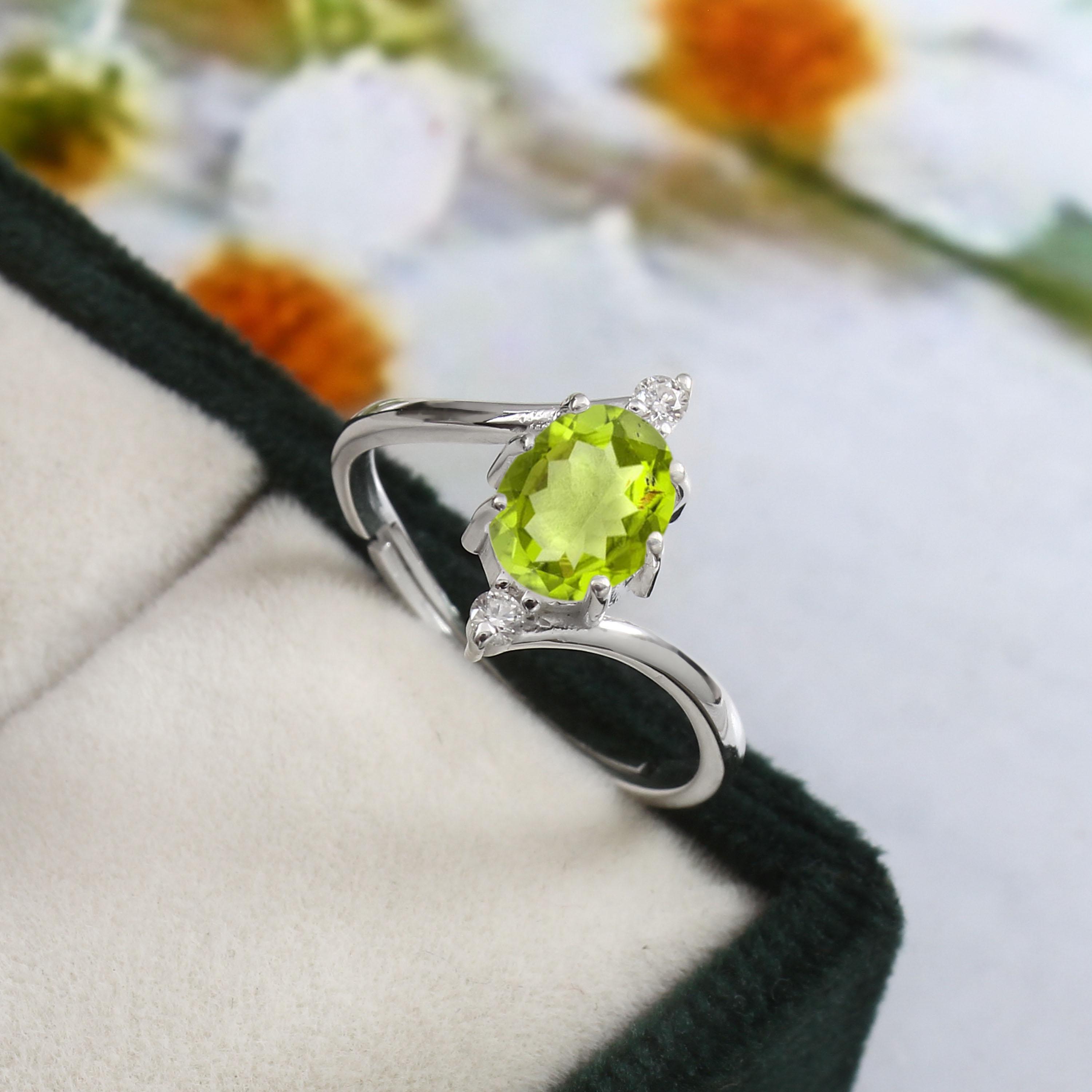 1.41 Carat Natural Peridot Sterling Silver Ring – Size 10 Flower & Leaf Vintage Style - View #9