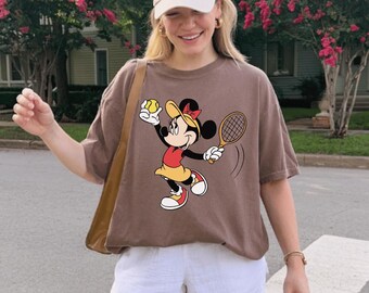コンフォートカラーズ ディズニー ミッキーミニー テニスシャツ、ディズニー デール スポーツシャツ、テニスファンシャツ、ディズニーランドファミリーマッチングシャツ