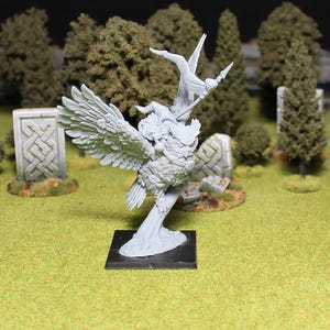 MoM Miniatures Dwarf Lord na sowie