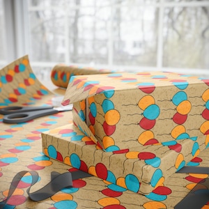 Balloon Pattern Birthday Gift Wrapping Paper